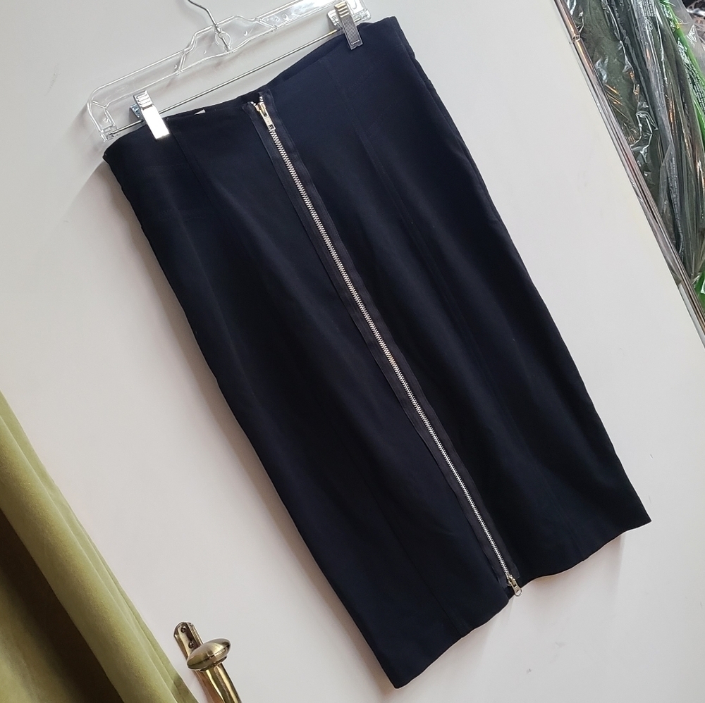 Cache Contour Collection Back Zipper Skirt